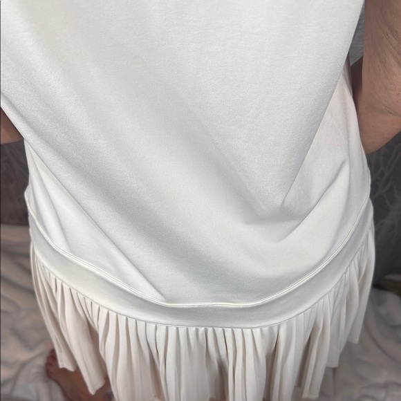 Vineyard Vines Cream Pleated Polo Sundress M Performance - Picture 6 of 8